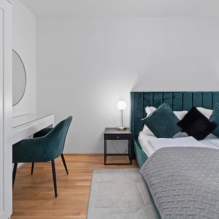 Balcony Apartment I 50 M² I Near City Center Wenen Buitenkant foto